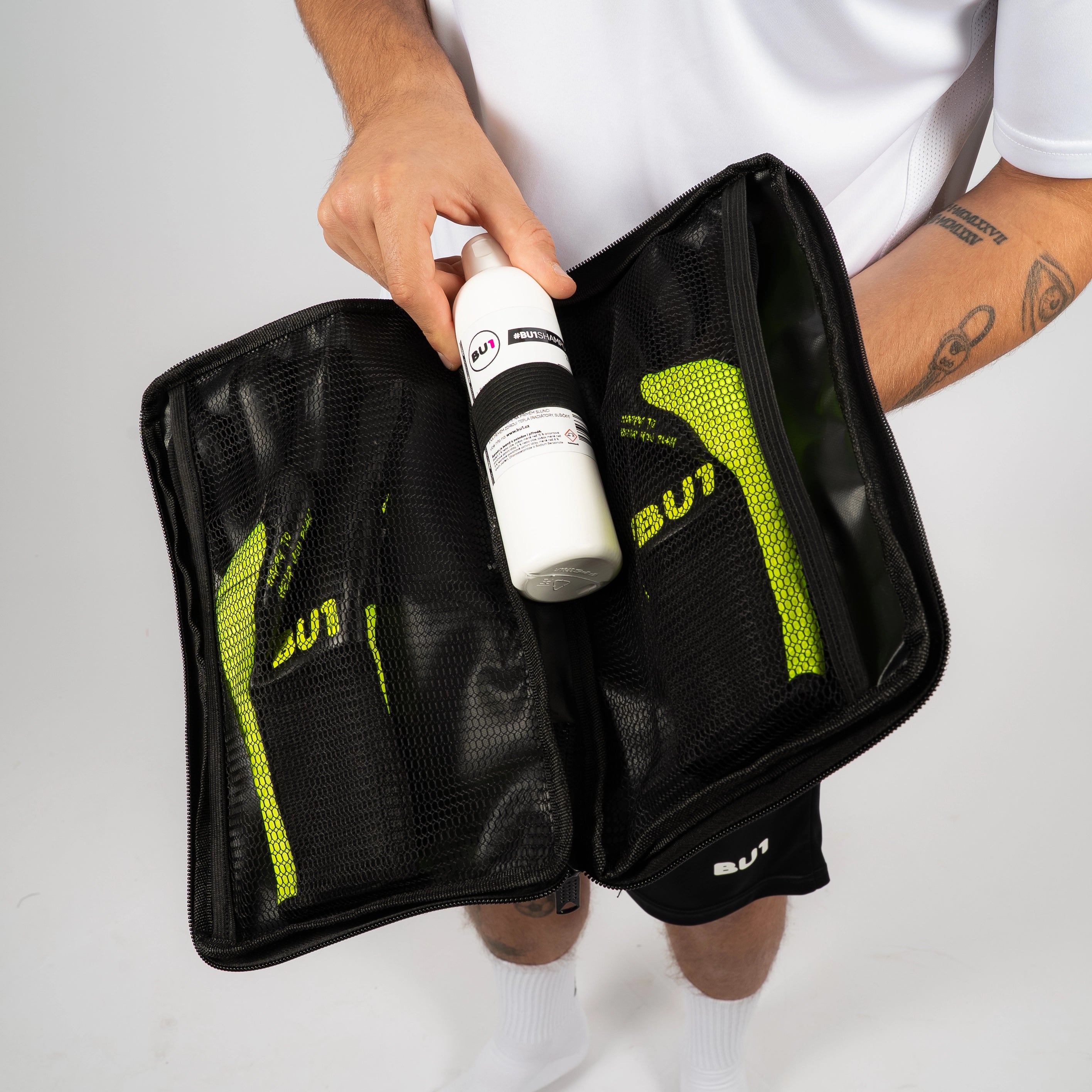 BU1 taška na rukavice